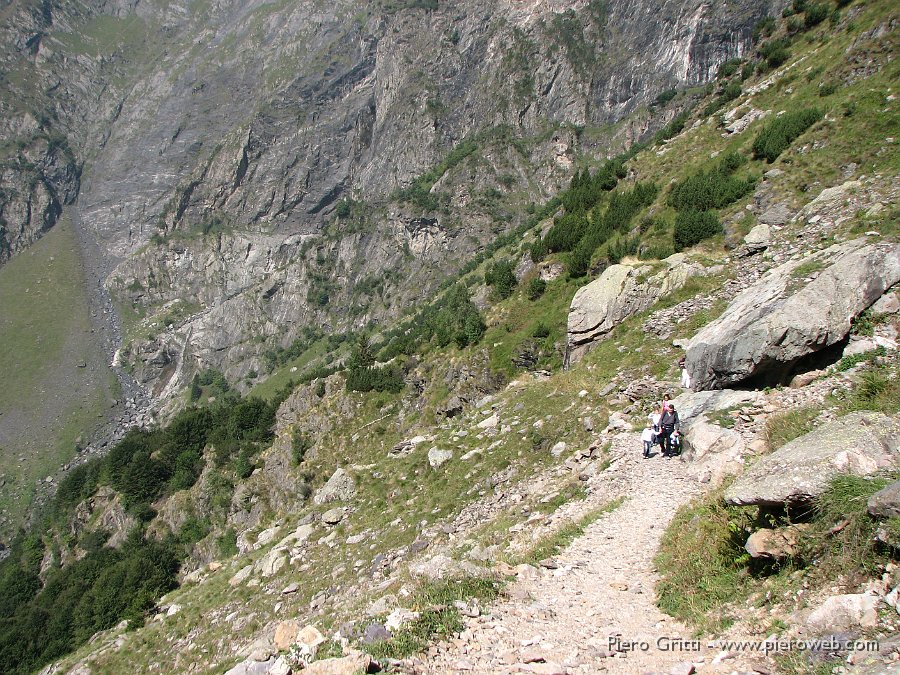 maslnaa-curo 090.jpg - Anche gruppi familiari con bambini piccoli